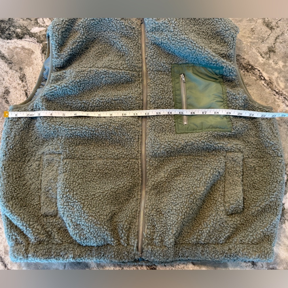 Magnolia Boutique Plush Sage Green Sherpa Zip Up Vest Cozy Layering Warm - Picture 6 of 9